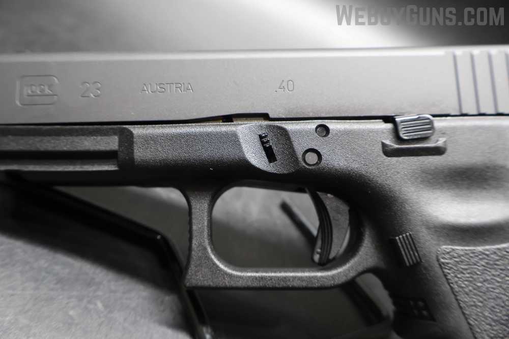 Glock 23 Semi-Automatic Pistol .40 S&W-img-10