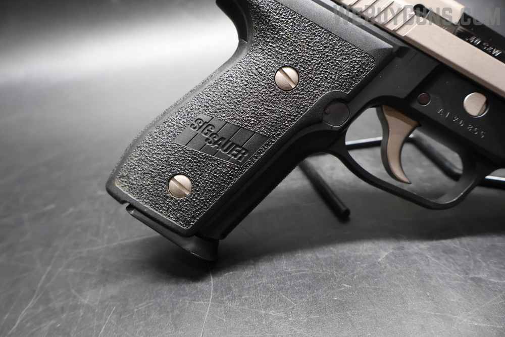 Sig Sauer P229 Semi-Automatic Pistol .40 S&W-img-7