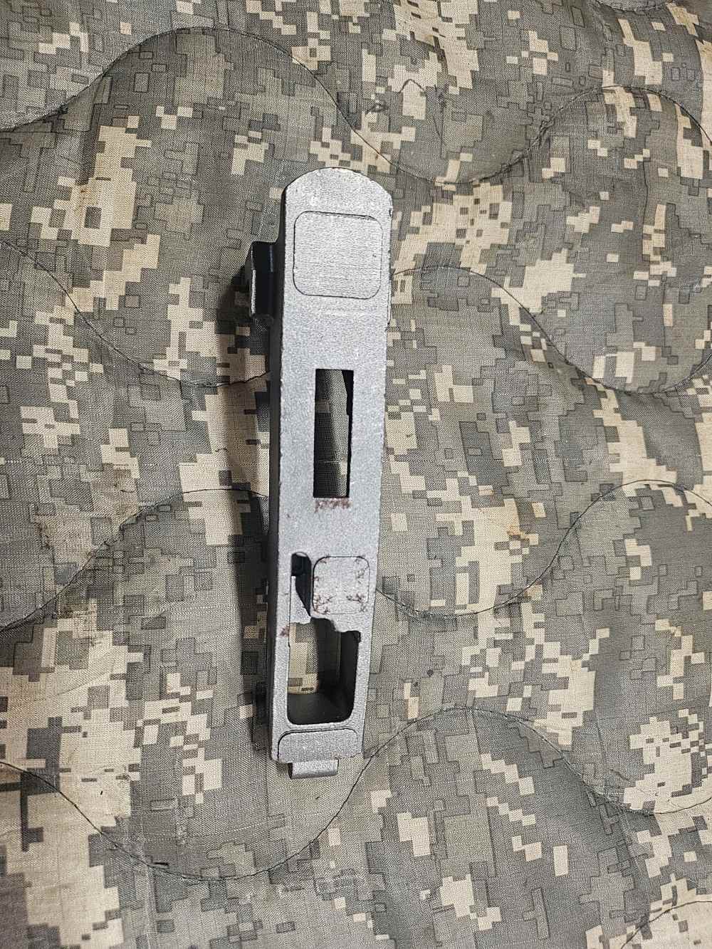 Factory Casting for VZ-61 Pistol! VZ61-img-3
