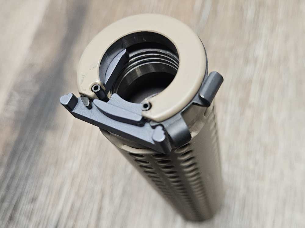 Knight's Armament Company QDSS-NT4 FDE Suppressor-img-3