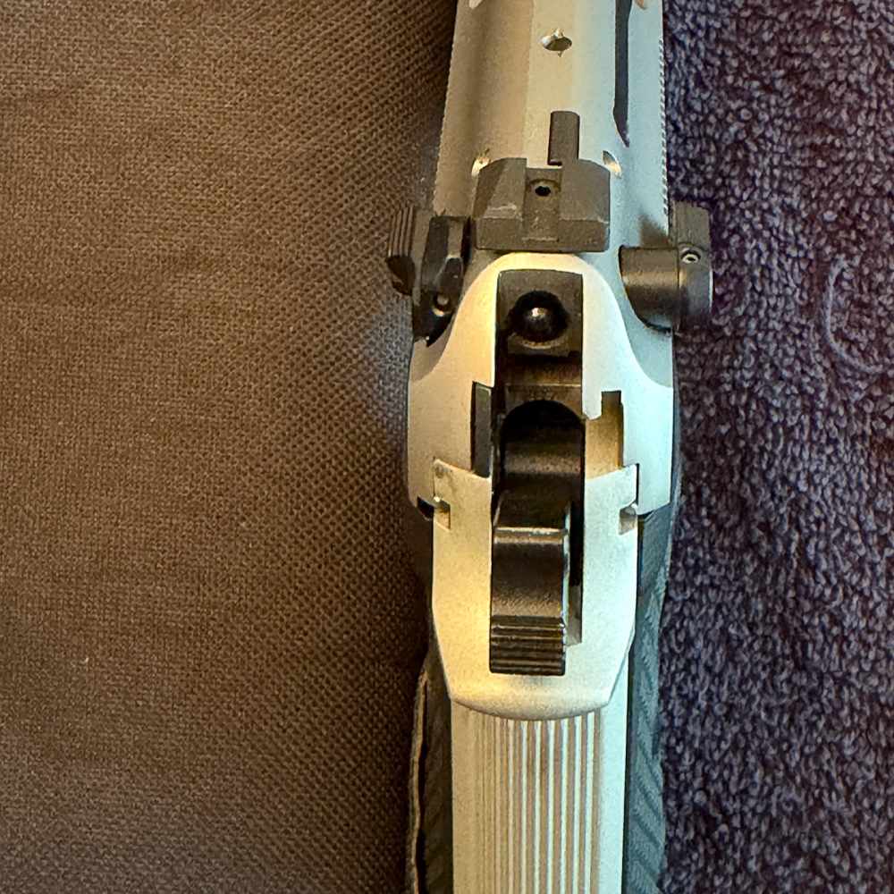 Italian Beretta 92FS Inox-img-1