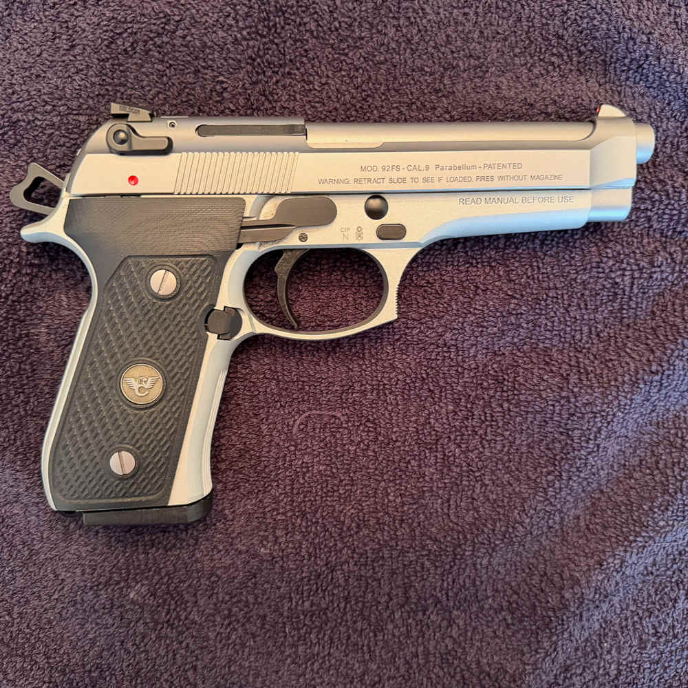 Italian Beretta 92FS Inox-img-2