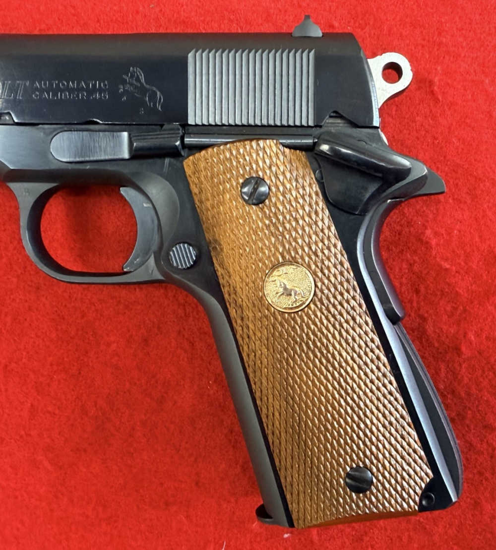 1979 Colt Combat Commander Model .45ACP -No Reserve--img-5