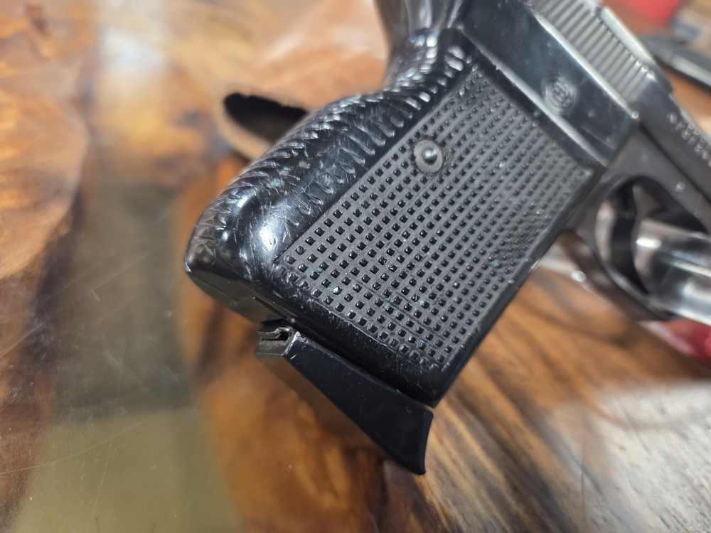 CZ VZOR Model 70 7.65mm 32ACP w/2Mags and Holster 1981 Prod. Penny-img-1