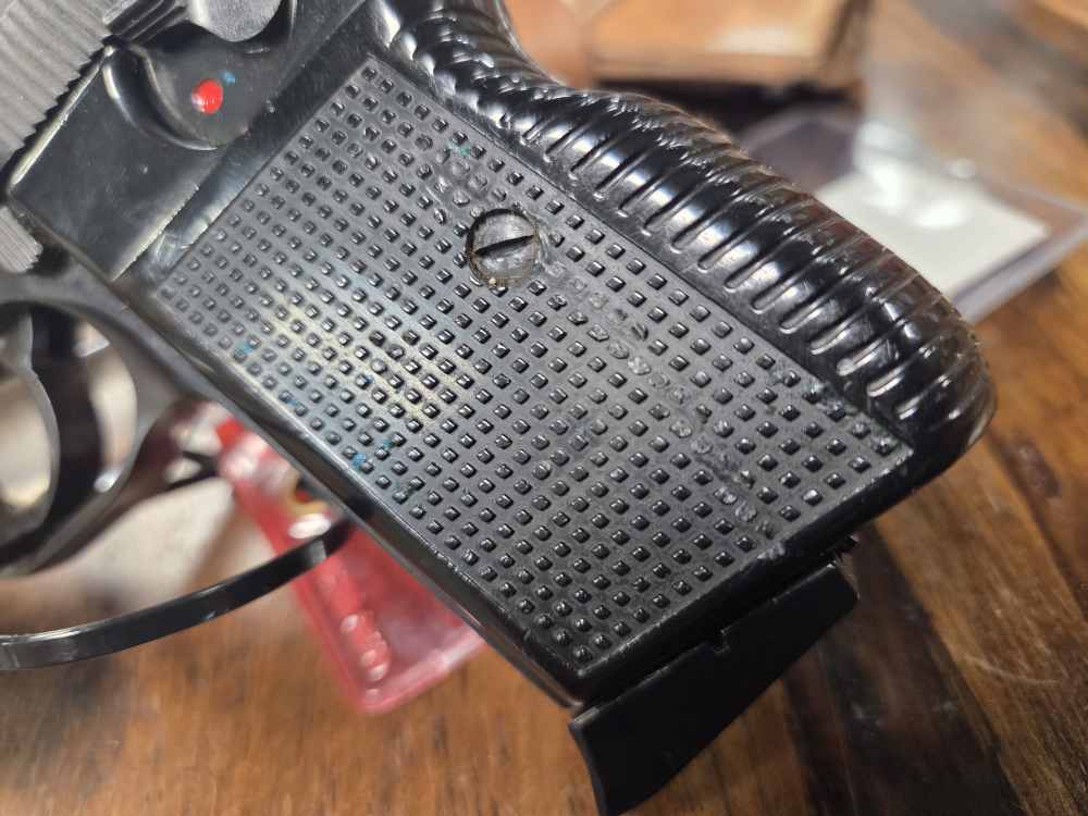 CZ VZOR Model 70 7.65mm 32ACP w/2Mags and Holster 1981 Prod. Penny-img-14