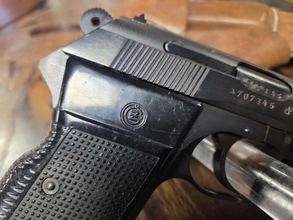 CZ VZOR Model 70 7.65mm 32ACP w/2Mags and Holster 1981 Prod. Penny-img-3