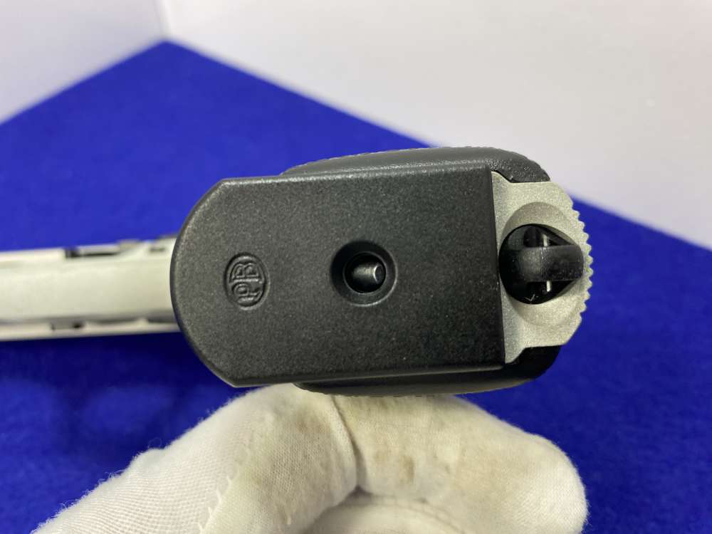 2021 Beretta 92FS Inox 9mm SS 4.9" *HEAD-TURNING ITALIAN MADE HANDGUN*-img-38
