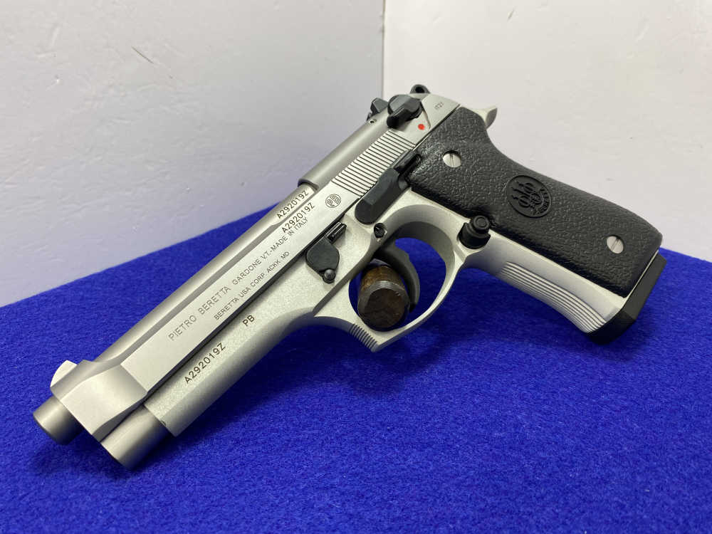 2021 Beretta 92FS Inox 9mm SS 4.9" *HEAD-TURNING ITALIAN MADE HANDGUN*-img-4