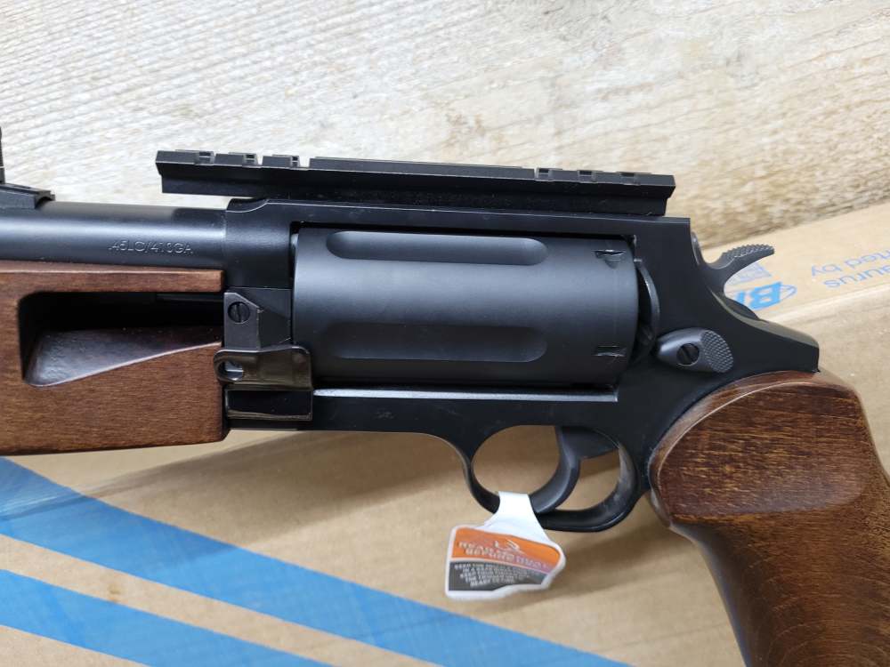 New Rossi Circuit Judge Hardwood 45Colt/410Bore -img-14