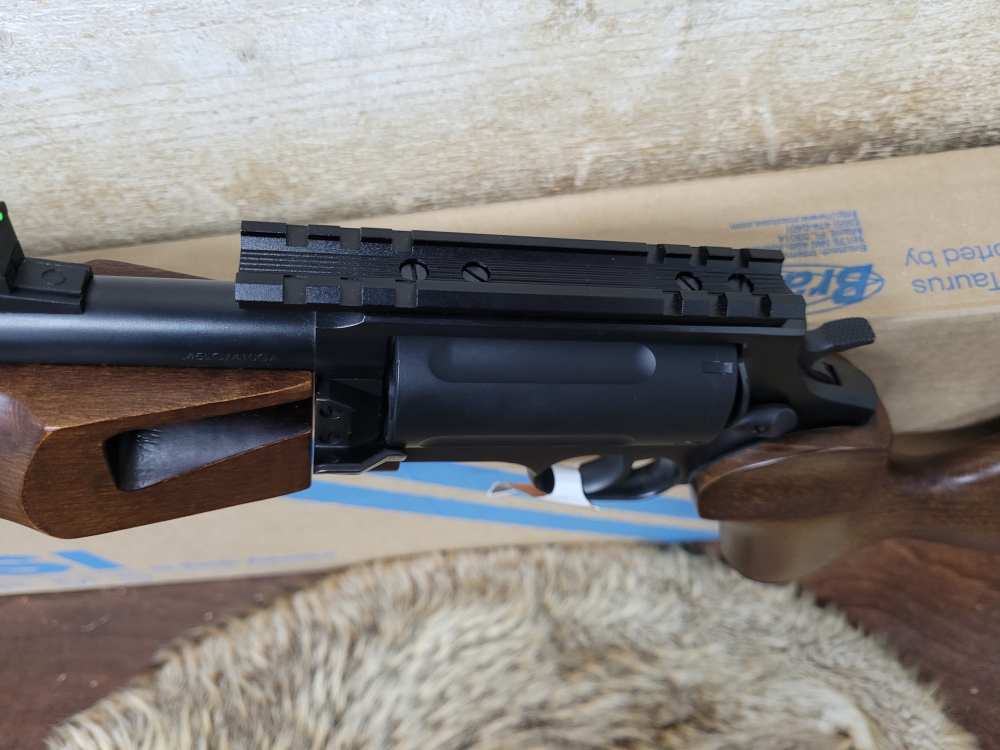 New Rossi Circuit Judge Hardwood 45Colt/410Bore -img-2