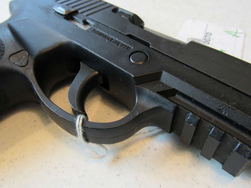 Sig Sauer P250 Compact 9 mm $.01 Start No Reserve-img-14