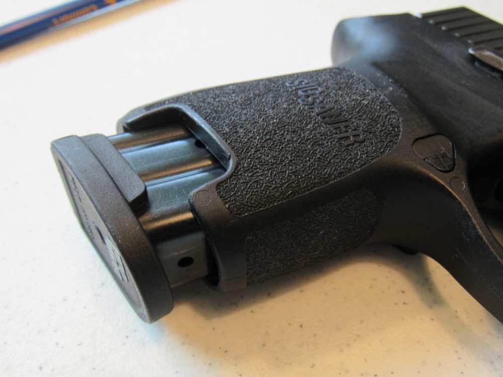 Sig Sauer P250 Compact 9 mm $.01 Start No Reserve-img-13