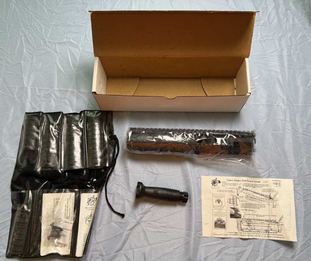 Knights Armament Canadian M5 RIS w/ SAS Style Lower KAC Quad Rail-img-0
