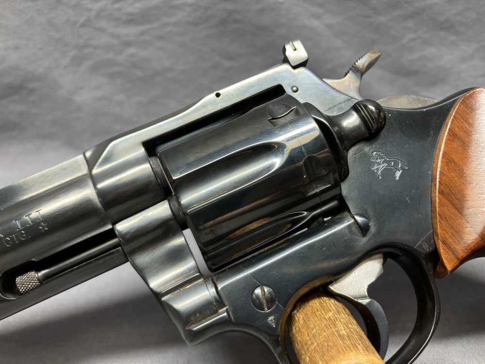 Gorgeous 98% Colt Trooper MK III .357 Magnum - 8" Barrel w/ Box - MFD 1981-img-5