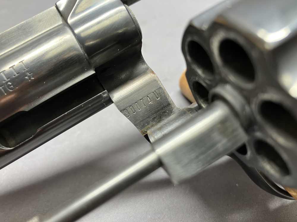 Gorgeous 98% Colt Trooper MK III .357 Magnum - 8" Barrel w/ Box - MFD 1981-img-26