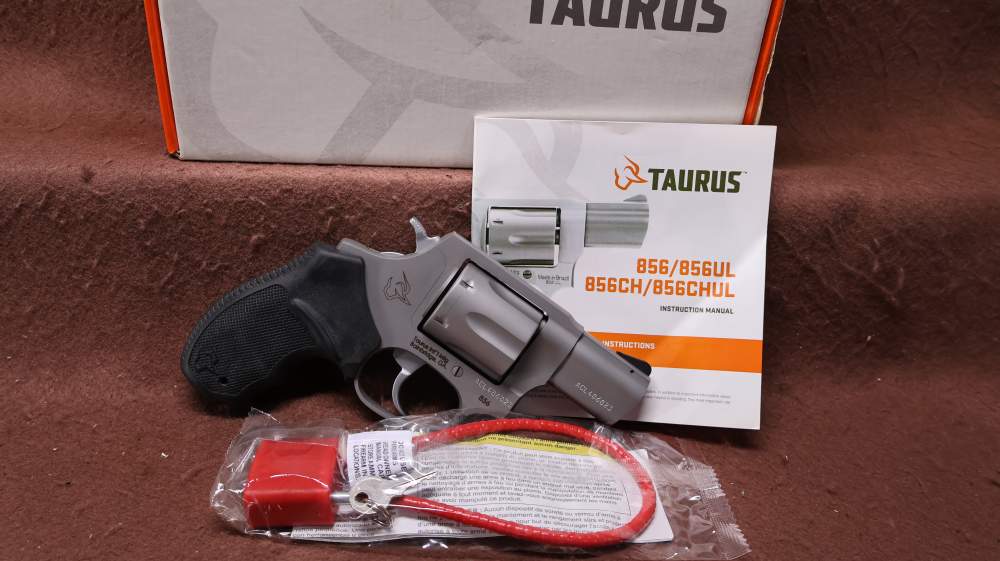 Like New Taurus 856 6 Shot DA/SA 2" BRL EXC Bore Appears Unfired-img-0