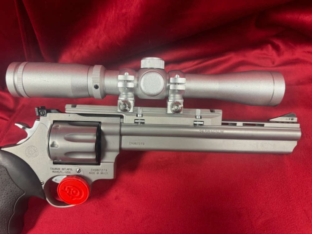 TAURUS 608 357MAG-img-0