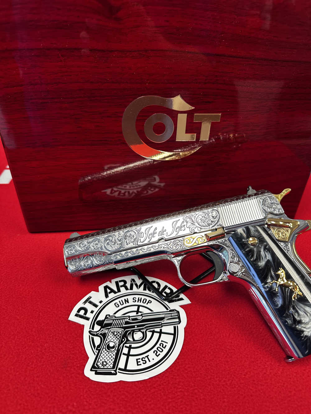 Colt 1911  engraved -img-1