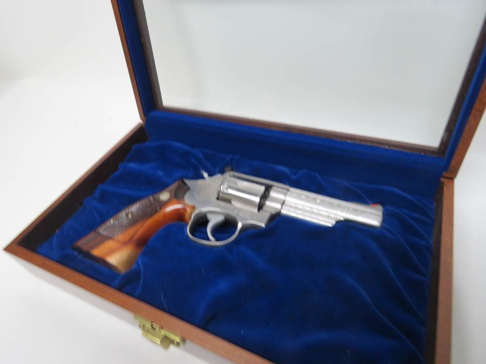 SMITH & WESSON NAVAL INVESTIGATIVE-img-2