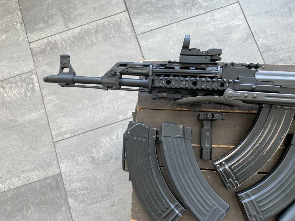 Zastava M70AB2 AK47 Underfolder 4 Mags Penny Auction No Reserve-img-43