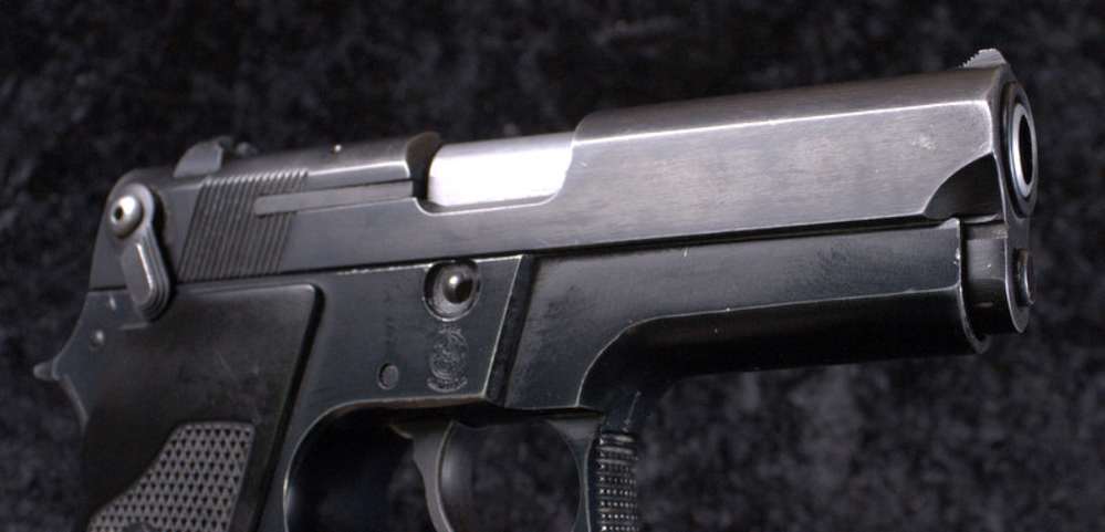 PENNY AUCTION!! Very Nice Smith & Wesson 469 in 9mm-img-6