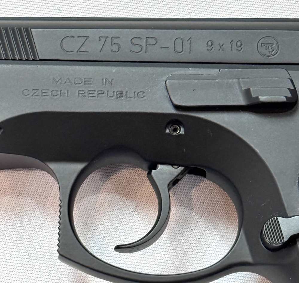CZ 75 SP-01 Pistol, 9mm, 4.75" Barrel, 4 Magazines, Clean!-img-3