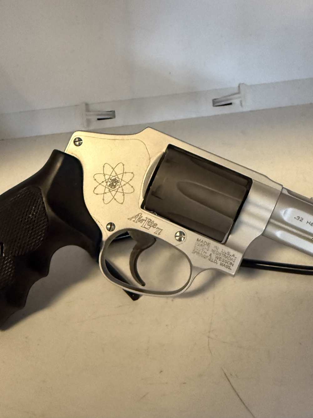 Rare! Smith & Wesson 332 Air Lite Titanium .32 H&R Magnum-img-3