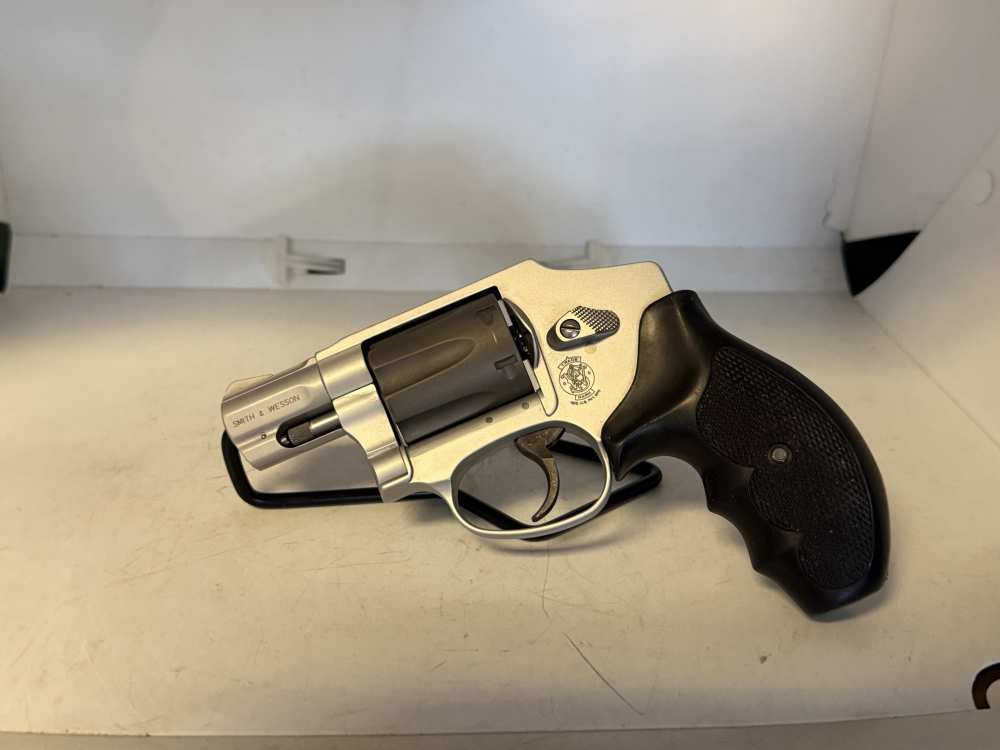 Rare! Smith & Wesson 332 Air Lite Titanium .32 H&R Magnum-img-1