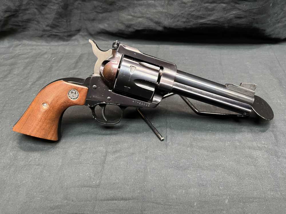 Ruger New Model Blackhawk 41mag 4.75" Cowboy Action Revolver 41 MAG-img-0