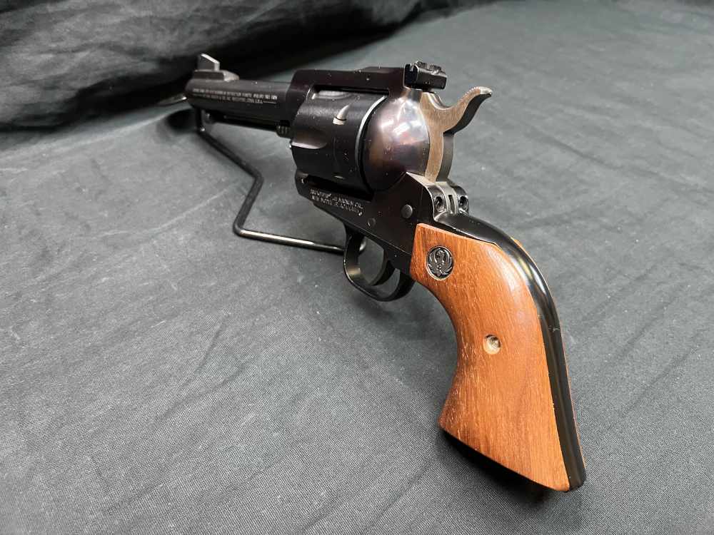 Ruger New Model Blackhawk 41mag 4.75" Cowboy Action Revolver 41 MAG-img-3