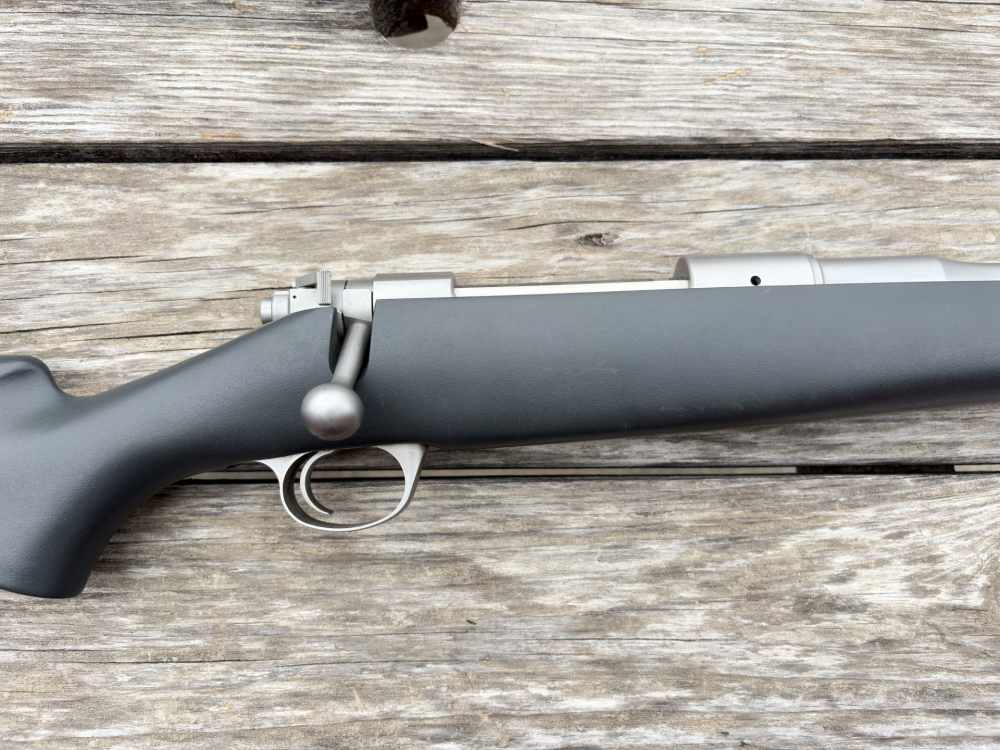 Kimber 8400 Montana Bolt action rifle 30-06 Stainless all weather-img-5