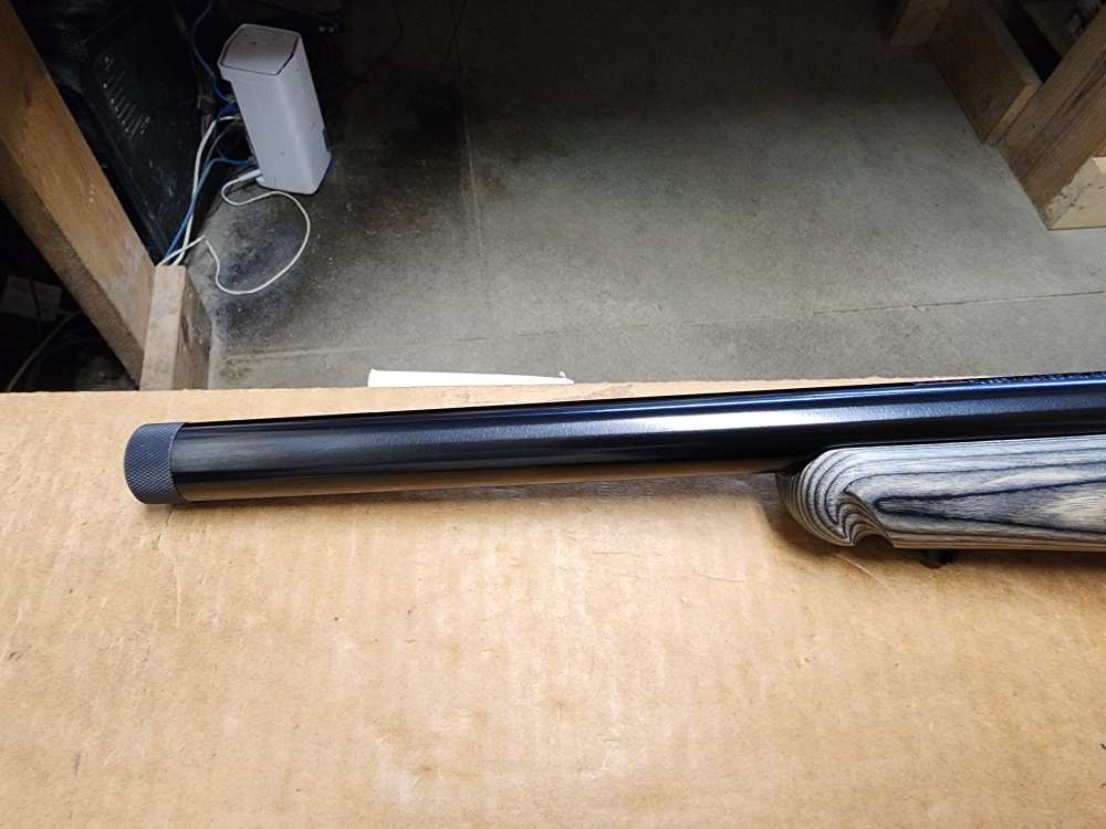 PICS NEW RUGER AMERICAN RIMFIRE RIFLE .17 HMR 18" BULL THREADED LAMINATE 17-img-22