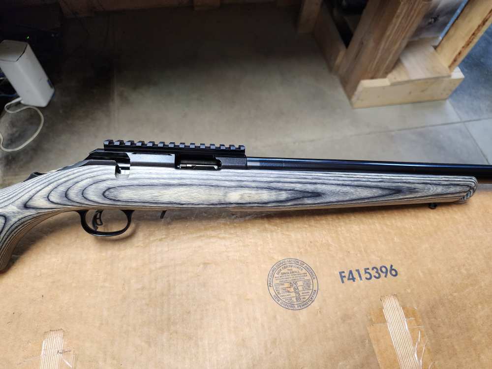 PICS NEW RUGER AMERICAN RIMFIRE RIFLE .17 HMR 18" BULL THREADED LAMINATE 17-img-9