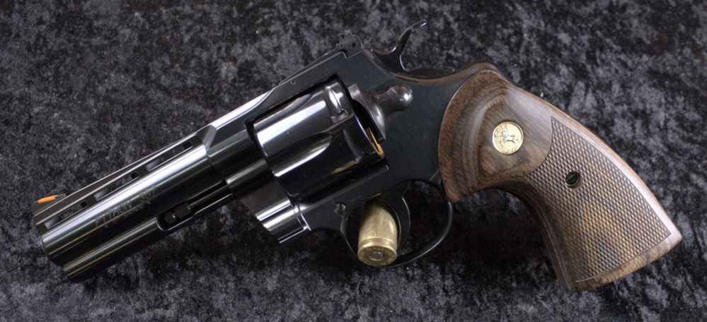PENNY AUCTION!! Like New In Box Colt Python in .357Mag *OEM Box, Papers*-img-1