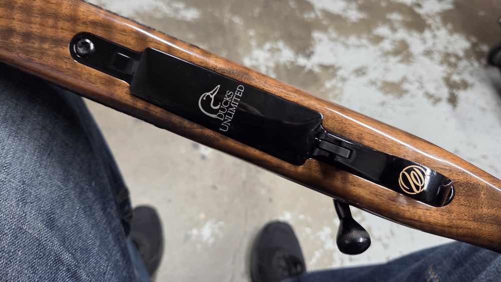 Weatherby Vanguard Rifle 7mm Rem Mag Bushnell Scope 3-9x Ducks Unlimited-img-15