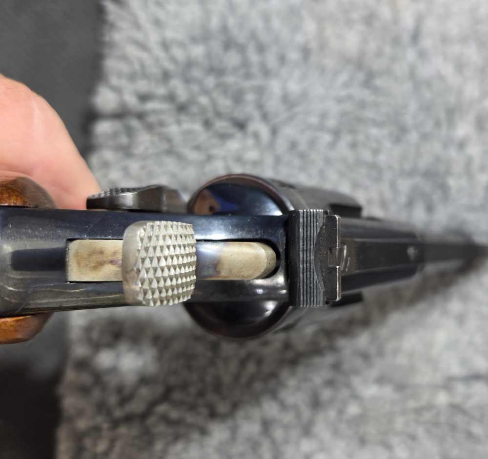 Smith&Wesson  Model 18-4 , 22LR 4" Barrel. TT, TH 1982-img-11
