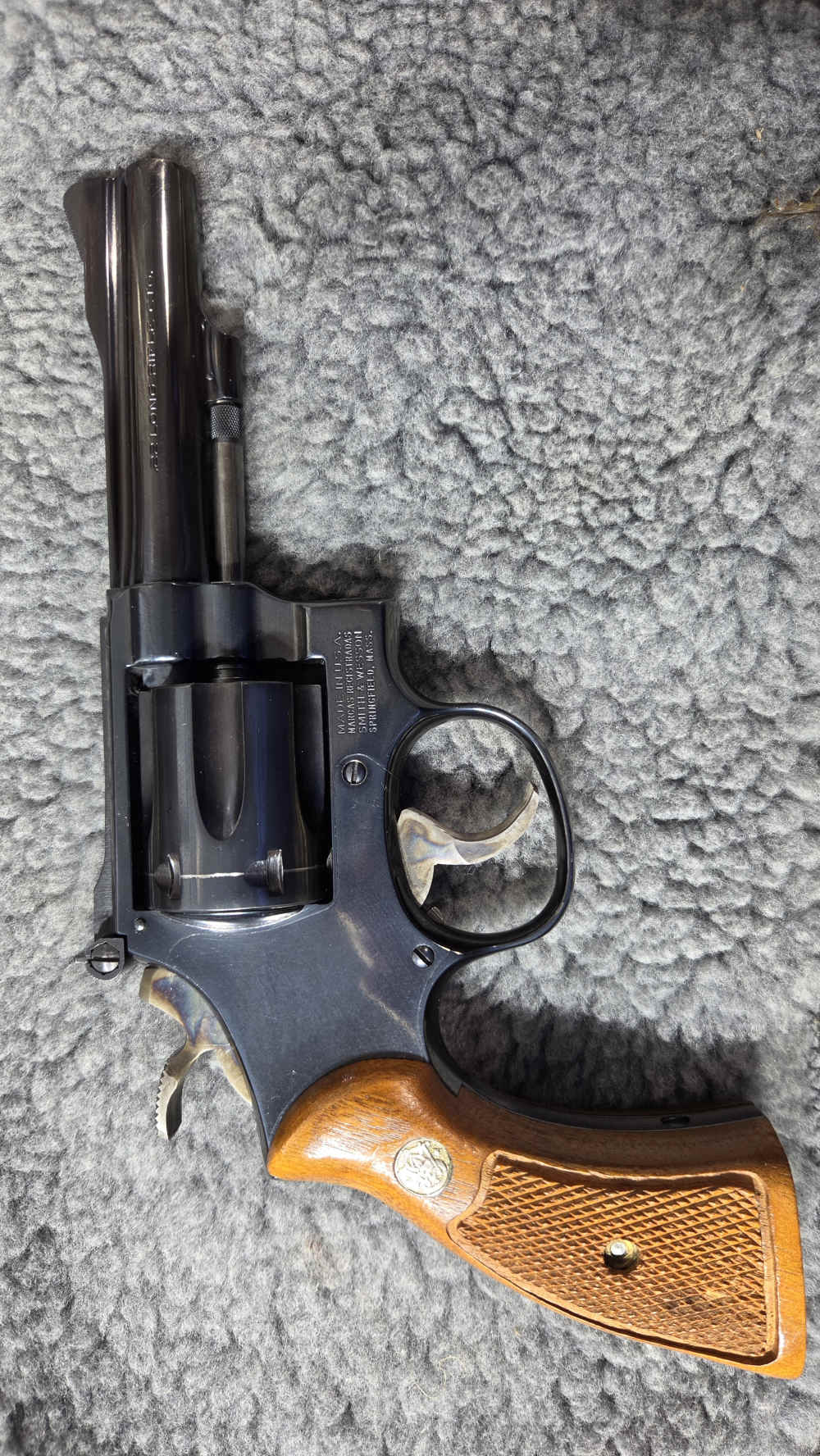 Smith&Wesson  Model 18-4 , 22LR 4" Barrel. TT, TH 1982-img-0