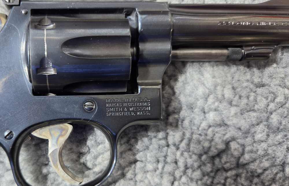 Smith&Wesson  Model 18-4 , 22LR 4" Barrel. TT, TH 1982-img-2