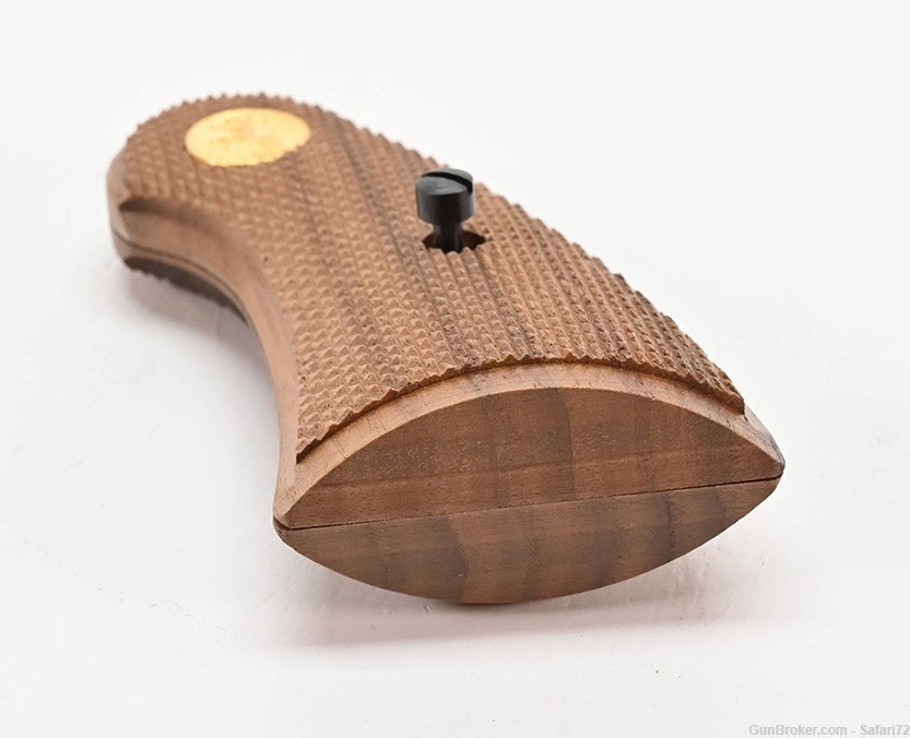 New Colt Python I-Frame Wood Checkered Service Grip With Gold Medallions-img-9