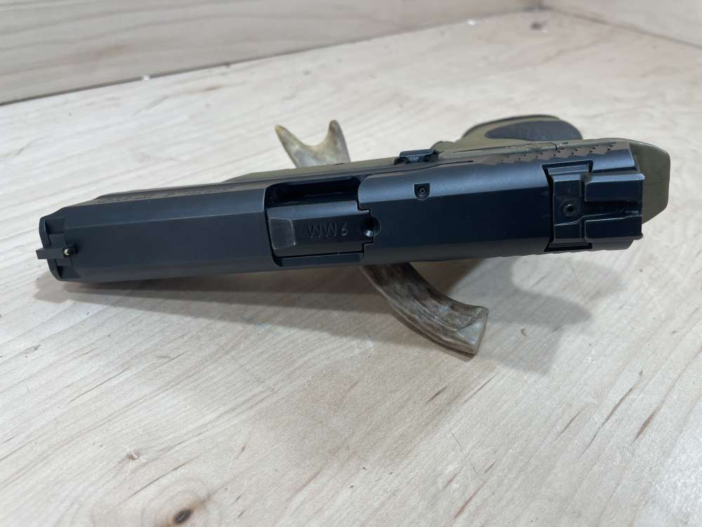 *EXCELLENT* SMITH & WESSON M&P 9 PRO SERIES, 9MM, 2) 17 RND MAGS, 4.25" BBL-img-16