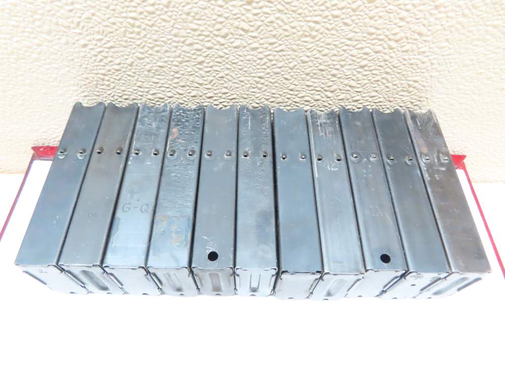 USGI M1 Carbine Magazine Lot – 11 Magazines + 1943 Dated Pouch-img-8