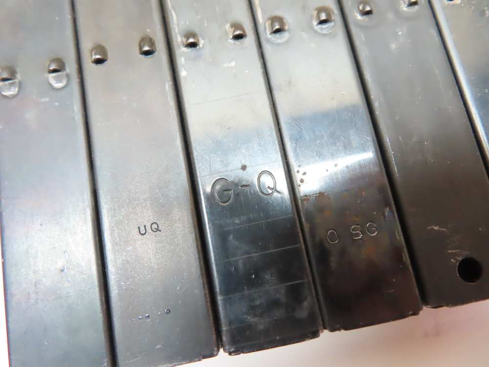 USGI M1 Carbine Magazine Lot – 11 Magazines + 1943 Dated Pouch-img-11