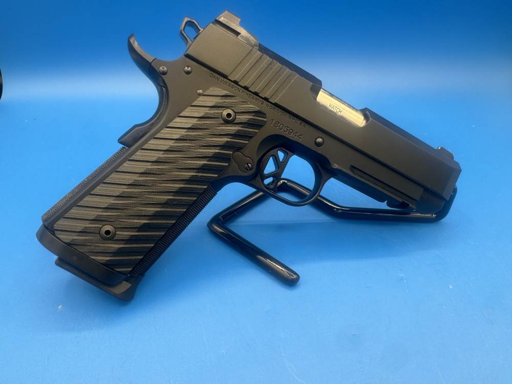 DAN WESSON TCP 9mm MINT Commander 1911 .01 start NO RESERVE-img-2