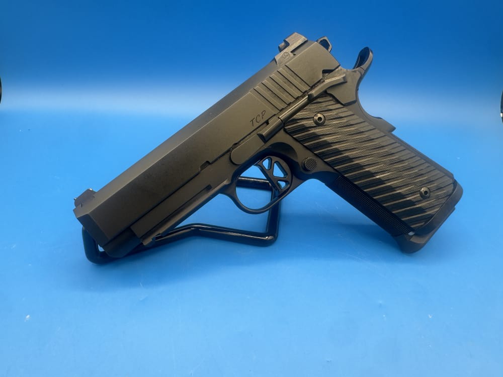DAN WESSON TCP 9mm MINT Commander 1911 .01 start NO RESERVE-img-1