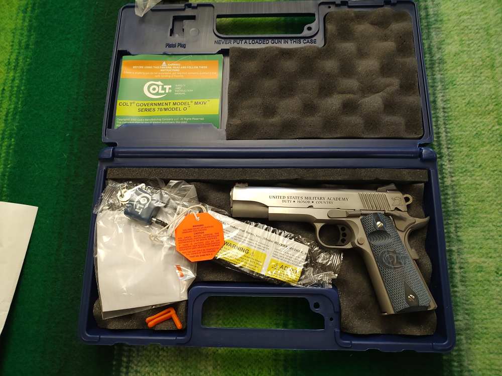 COLT 70 SERIES 1911A1 USMA WEST POINT SHOOTING TEAM 2020-img-15