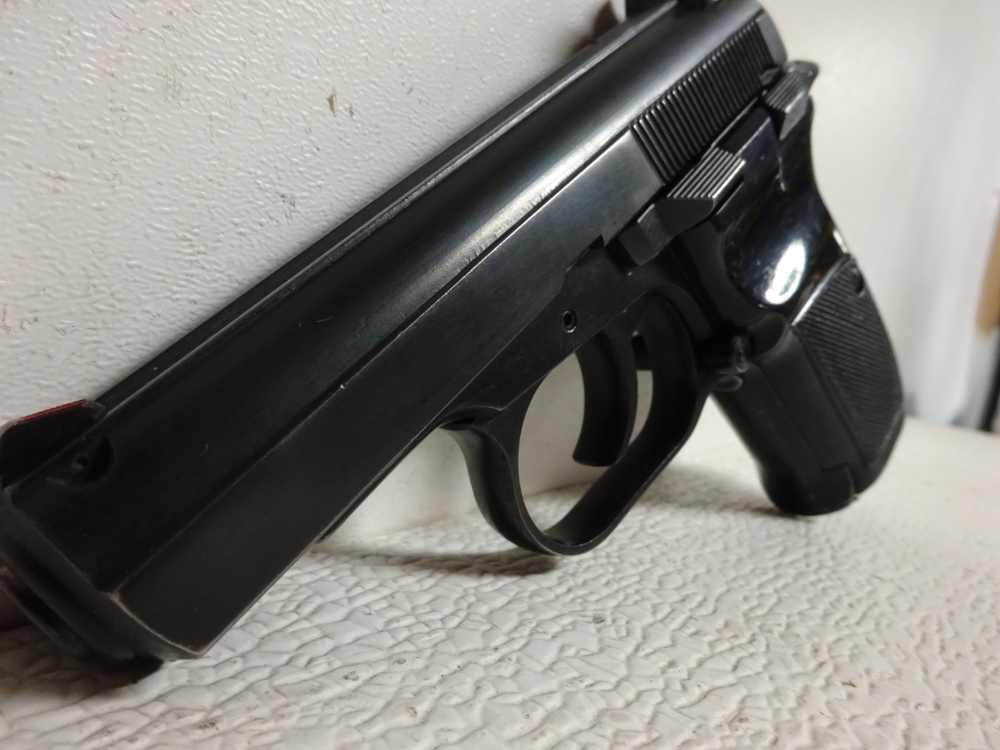 CZ Model CZ 82  SA/DA Pistol SHE89X – 9x18mm Makarov  -img-14