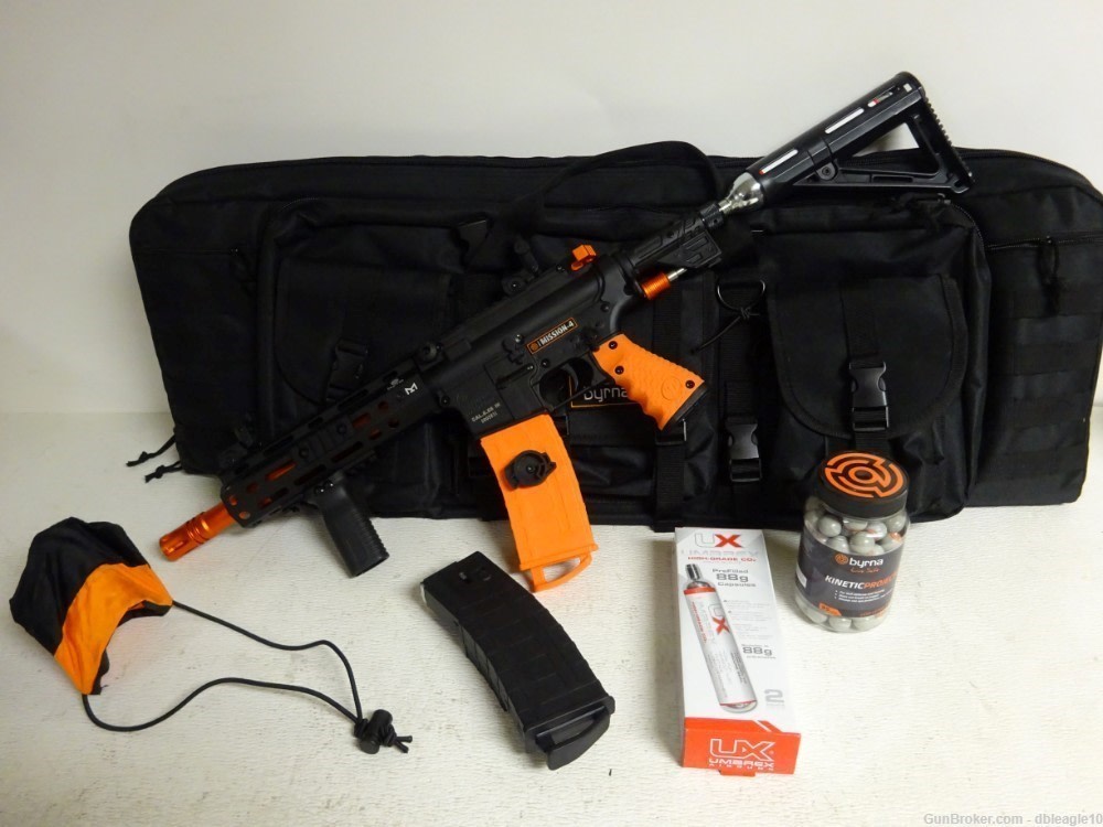 BYRNA Mission 4 Kit NON LETHAL M4 Carbine   KIT  AWESOME !  -img-14