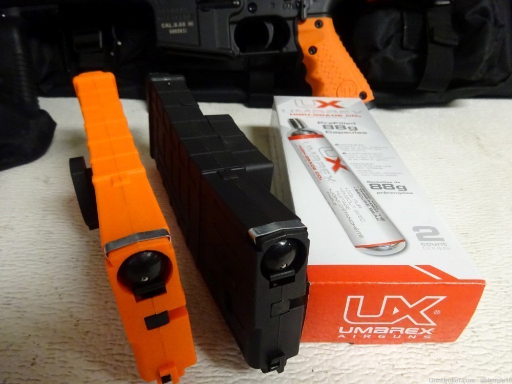 BYRNA Mission 4 Kit NON LETHAL M4 Carbine   KIT  AWESOME !  -img-25