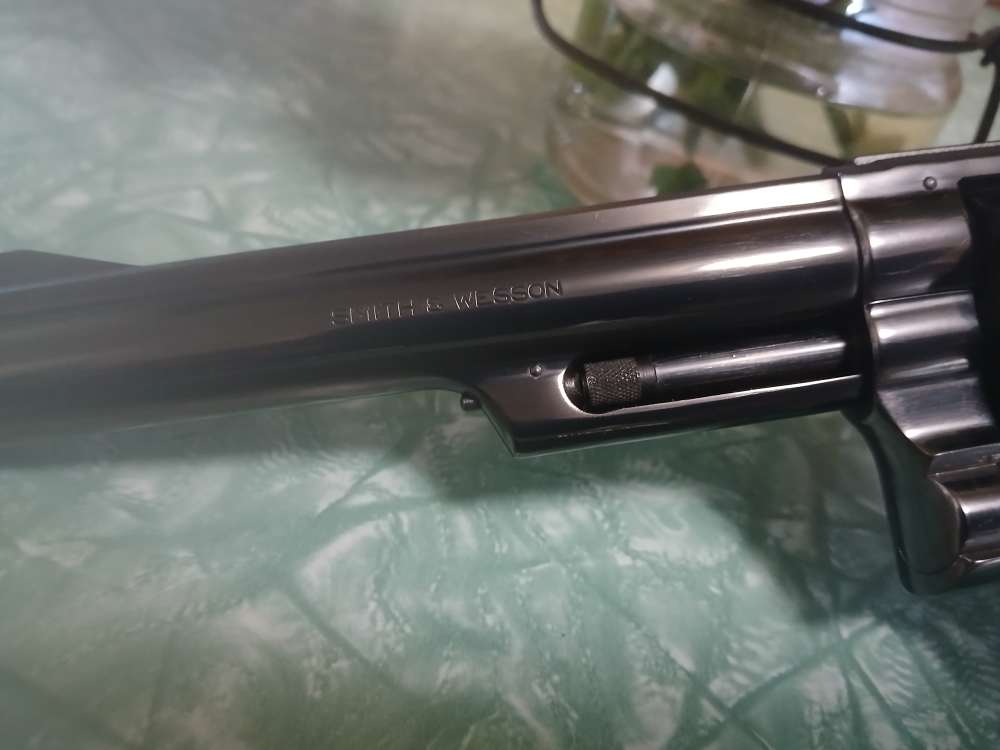 Mint smith and wesson 19 -3 beautiful penny auc no reserve -img-15