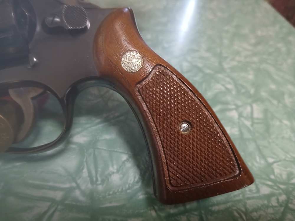 Mint smith and wesson 19 -3 beautiful penny auc no reserve -img-16